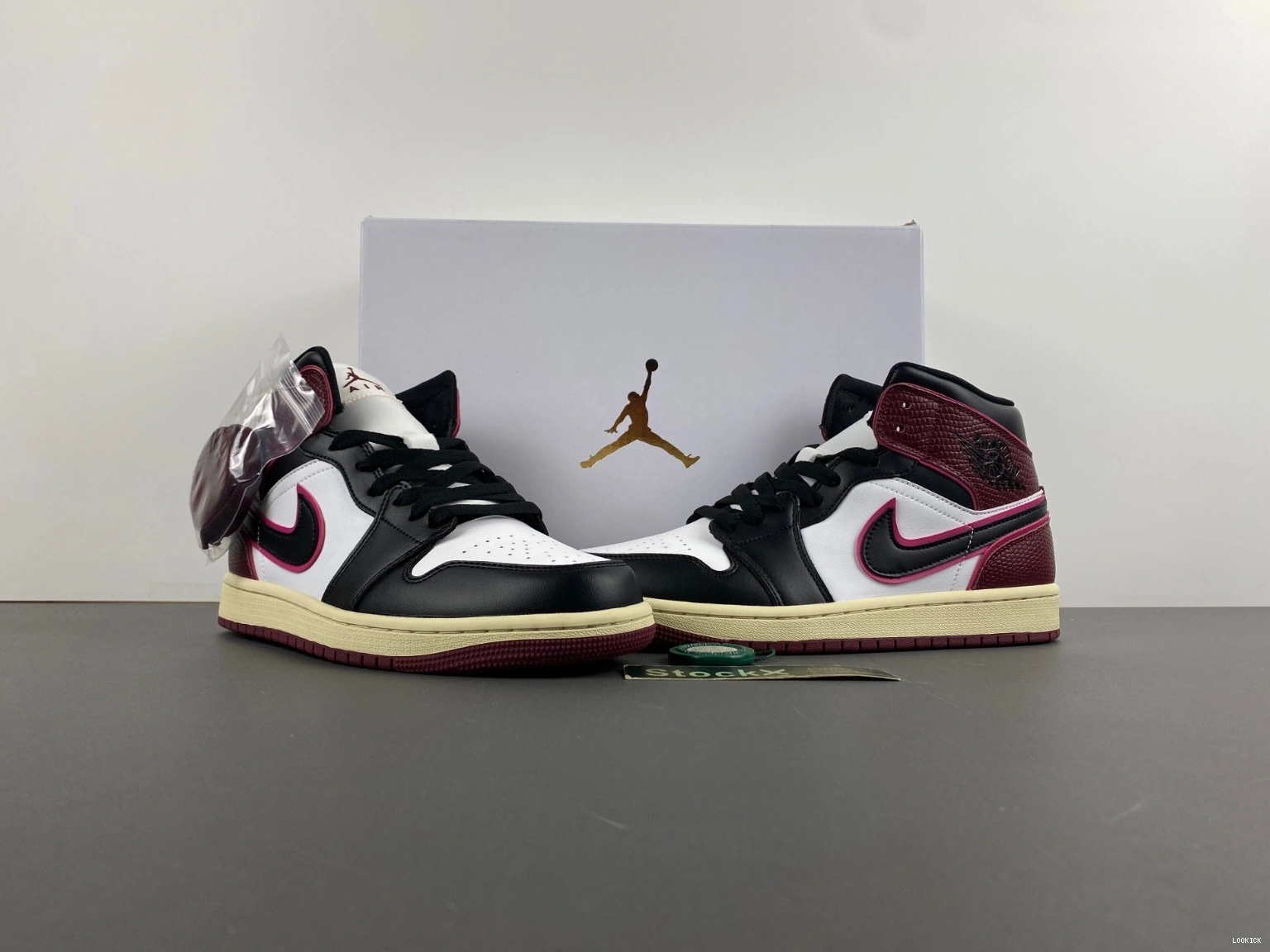 Cheap FQ7818-101 SE Mid - (Women's) Jordan Bordeaux 1 0519